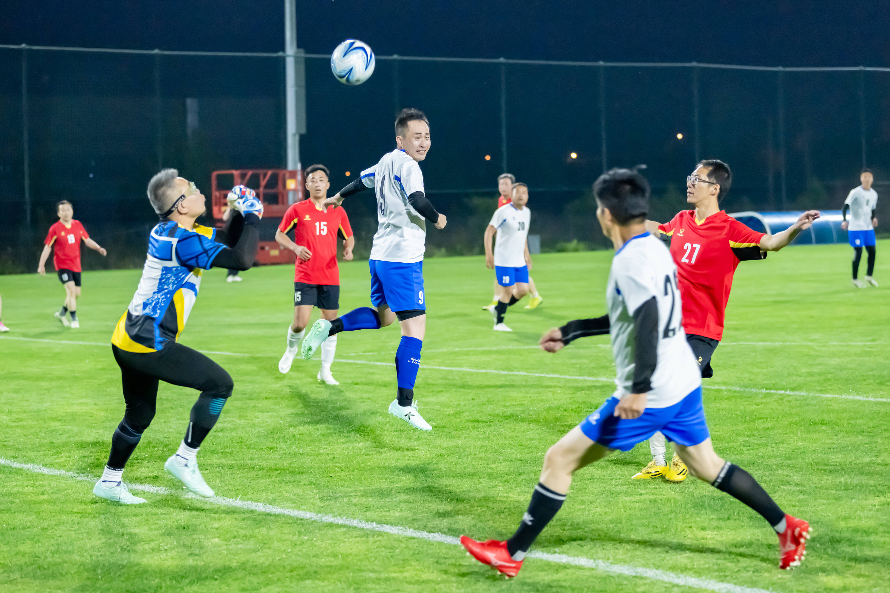 队在关键时 队在关键时